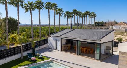 Palm Breeze Villa by Fidalsa