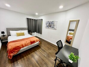 3 habitaciones, tabla de planchar con plancha, wifi y ropa de cama