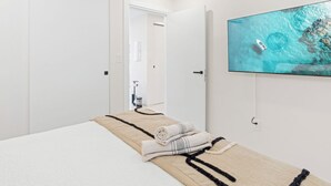1 間睡房、房內夾萬、熨斗/熨衫板、Wi-Fi