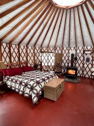 Yurt in Middlebury, Vermont