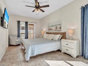 3 chambres, fer et planche à repasser, accès au Wi-Fi (inclus)