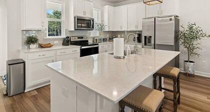 Luxury Coastal Living on Johns Island - MINIMUM 30 DAY RENTAL REQUIRED