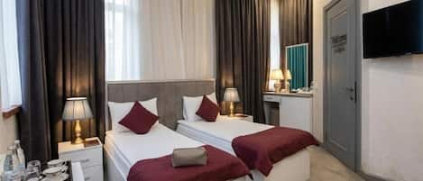 Standard Double Room, 1 King Bed, Non Smoking, City View | Premium bedding, minibar, in-room safe, individually decorated