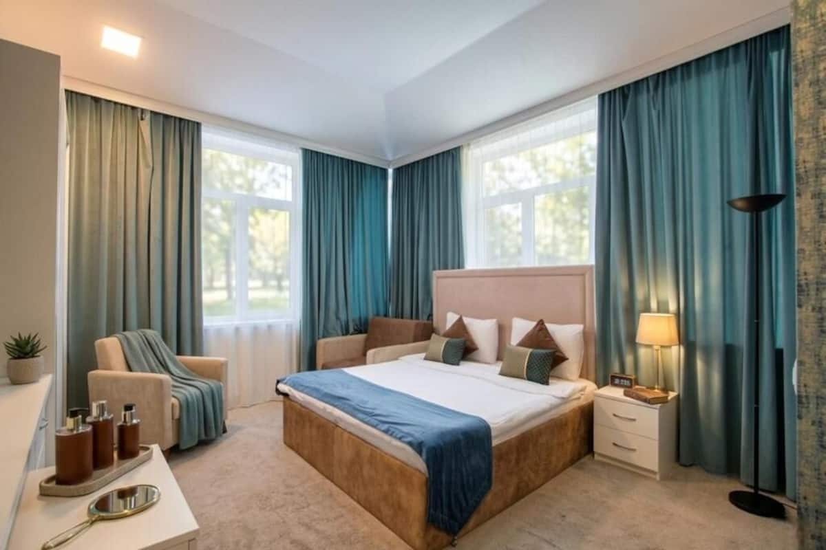 Deluxe Double Room, City View | Premium bedding, minibar, in-room safe, individually decorated