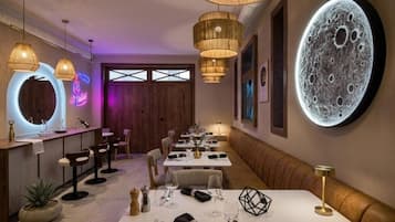 Ilmainen päivittäinen buffetaamiainen