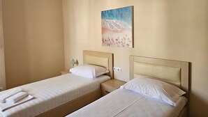Ảnh chưa phân loại, 5 trong số 37 ảnh, nút