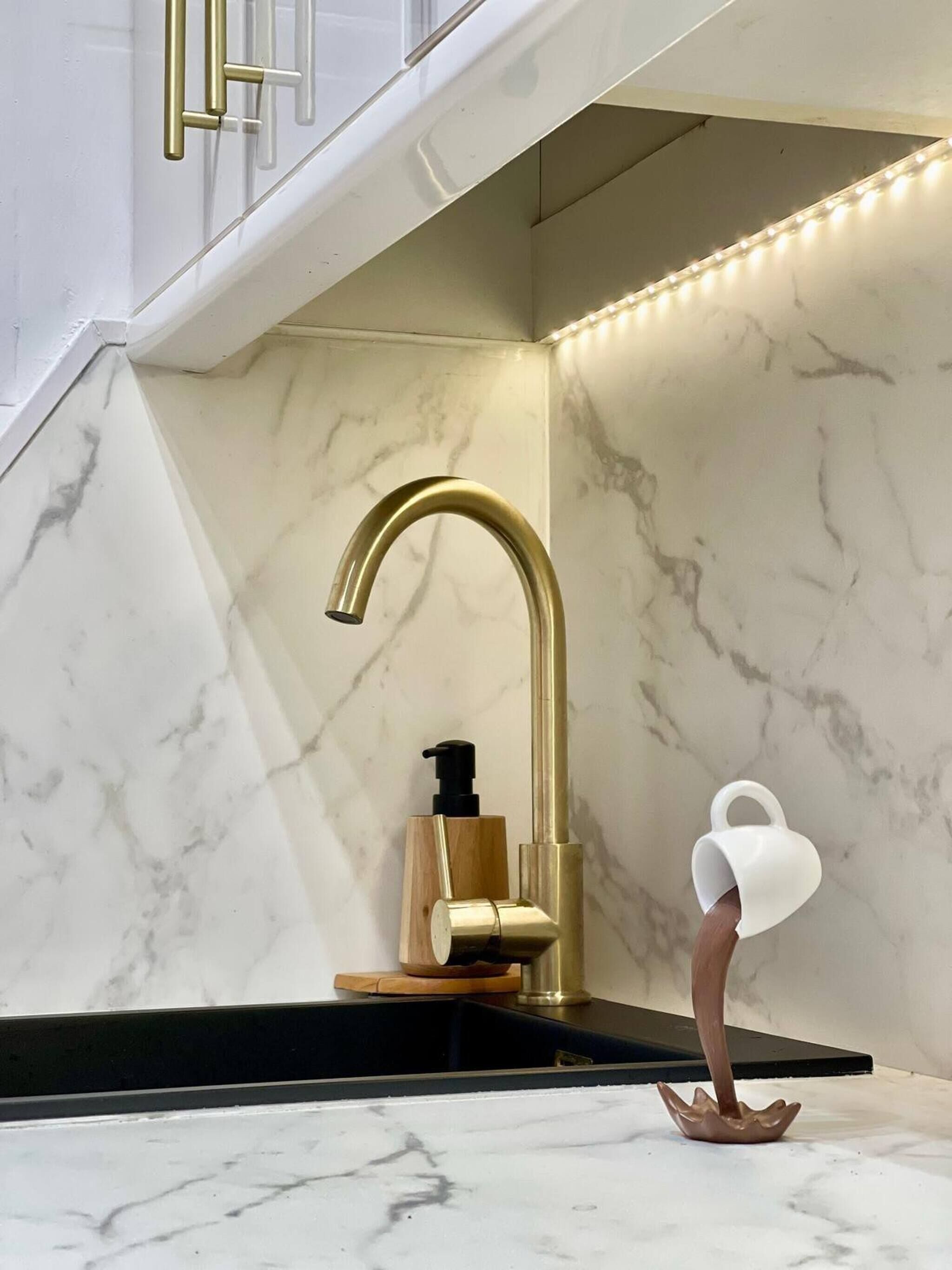 Apartment, Multiple Bedrooms, Balcony | Interior