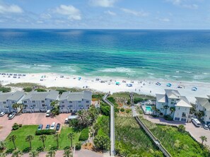 Sun loungers, beach towels - Spacious 6-bedroom House, Pool, Walk to Spooky Ln Beach Access, 2 Golf Carts! (Santa Rosa Beach)