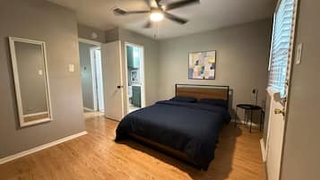 2 dormitorios, tabla de planchar con plancha, wifi y ropa de cama