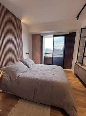 1 bedroom, desk, free WiFi, bed sheets - Comfortable Loft Normandy 605 (Bogotá)