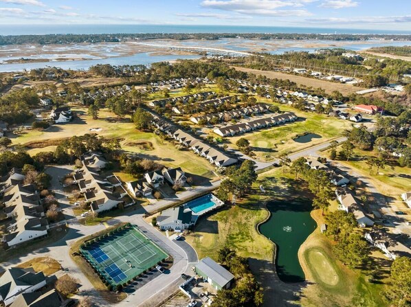 Exterior - Luxury: Beach, Pool, Golf, Boat Ramp, Pickle Ball (Southport)