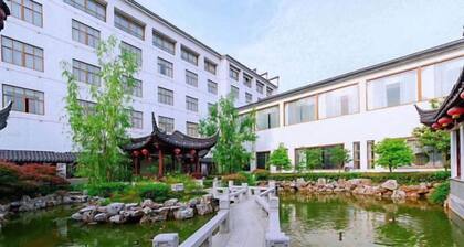 SuiningShuiyueHotel