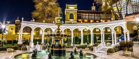 Deluxe Double or Twin Room, City View | Premium bedding, minibar, desk, laptop workspace