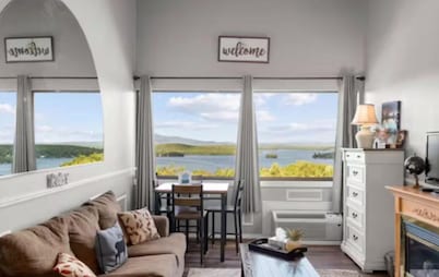 Cozy condo with WiFi, fitness room in enjoyable Laconia