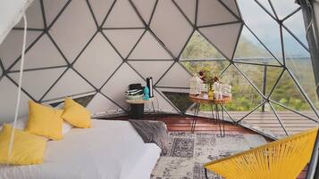 Tienda de campaña estándar, balcón, vista a la montaña | 1 habitación