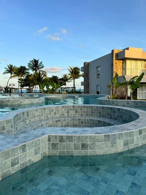 Villa | Pool