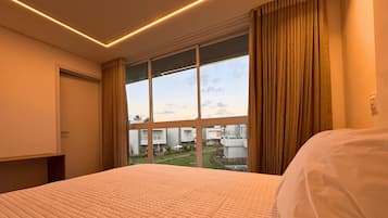 Egyptian cotton sheets, premium bedding, memory-foam beds