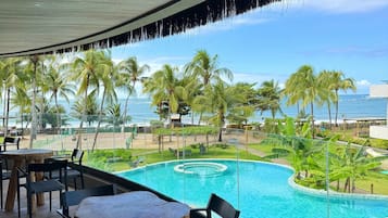 Vila | Piscina | 2 piscinas externas