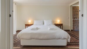 1 camera, Wi-Fi gratuito, lenzuola