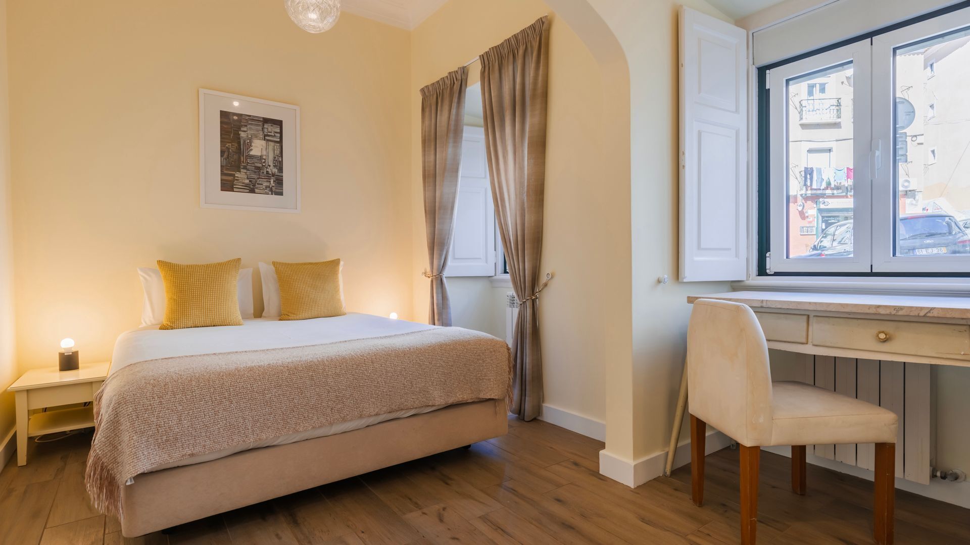 2 quartos, ferros/tábuas de passar roupa, Wi-Fi de cortesia