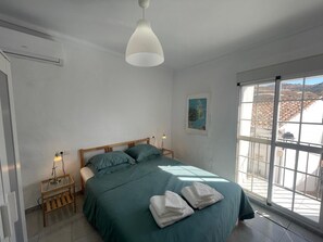 2 slaapkamers, wifi, beddengoed