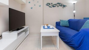 บ้านพัก, 3 ห้องนอน, ระเบียง | บริเวณนั่งเล่น
