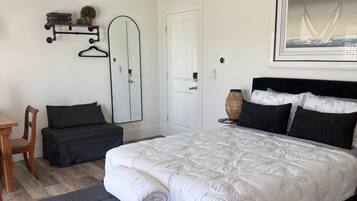 1 Schlafzimmer, BĂŒgeleisen/BĂŒgelbrett, WLAN, BettwĂ€sche