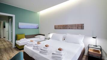 1 slaapkamer, een strijkplank/strijkijzer, gratis wifi, beddengoed