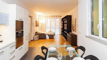 3 chambres, fer et planche à repasser, Wi-Fi gratuit, draps fournis
