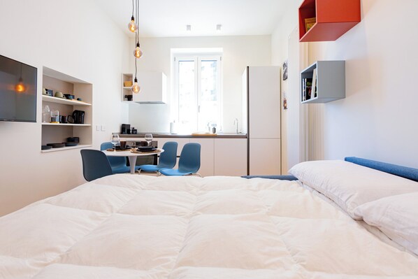 1 bedroom, iron/ironing board, free WiFi, bed sheets