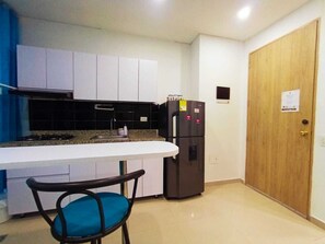 舒適公寓 | 私人廚房 | 雪櫃、洗碗機、廚房用具/餐具/器皿