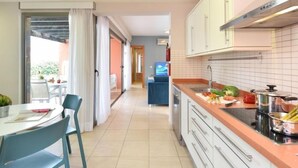 Villa, 3 Bedrooms | Private kitchen - Global Par 4 in 1 - By Global Rental Holidays 8592 (Las Palmas de Gran Canaria)