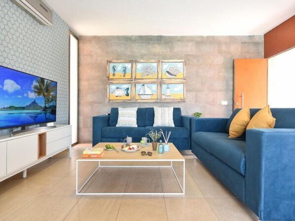 Villa, 3 Bedrooms | Living area