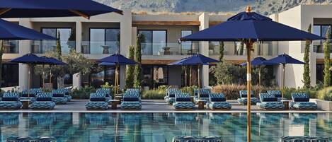 Indoor pool, seasonal outdoor pool