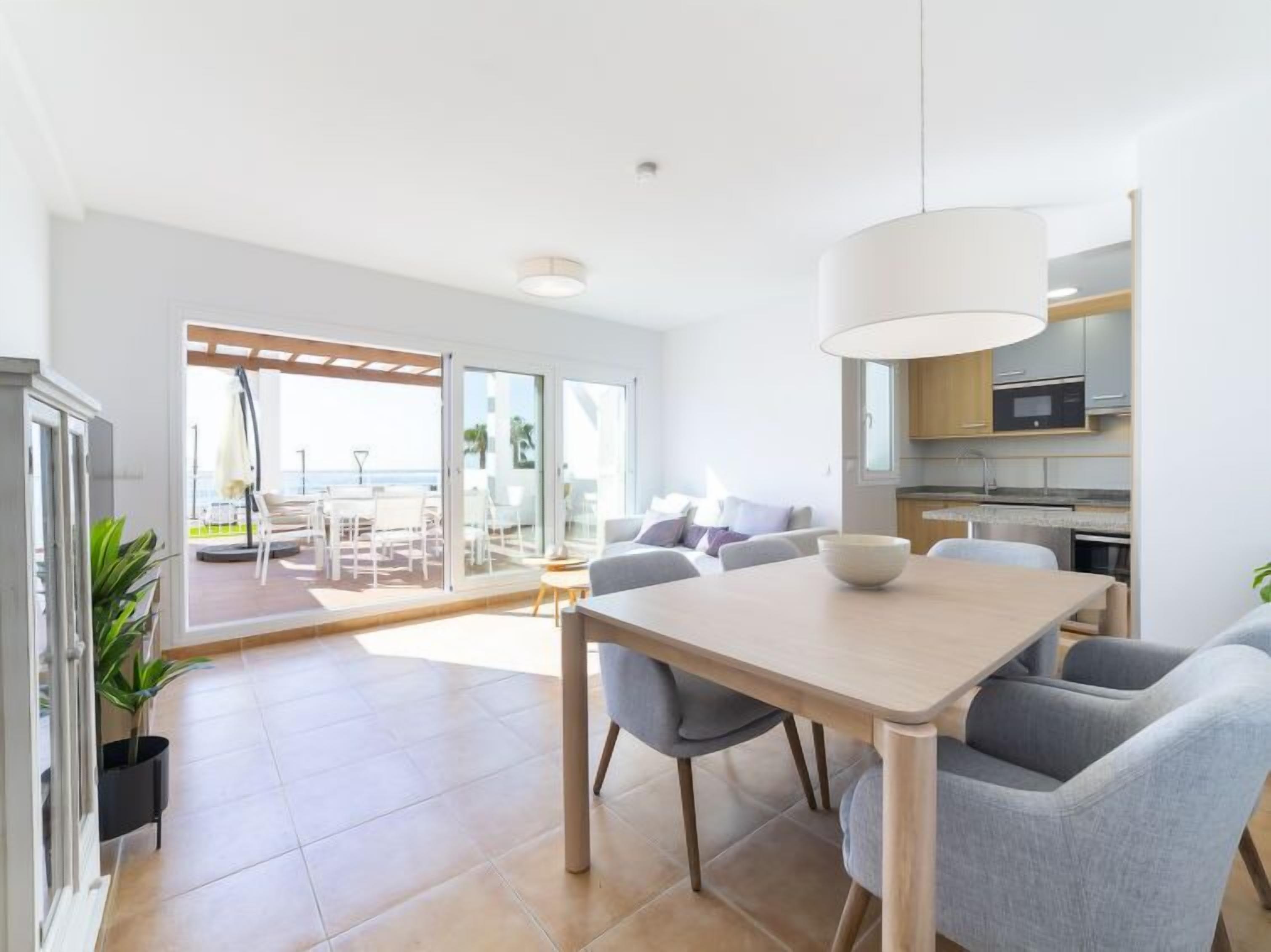House, 4 Bedrooms, Terrace | Dining