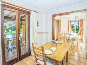 House, Multiple Bedrooms | Dining - Global Can Ines - By Global Rental Holidays 8598 (Inca)