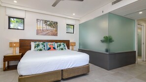 1 bedroom, free WiFi, bed sheets - 201 Temple By The Sea - Studio Spa (Craiglie)