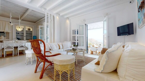 Fernseher, Kamin, Arbeitsbereiche