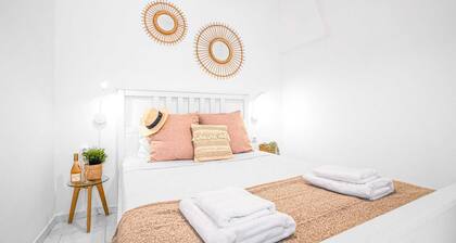 By Whitelist Mykonos