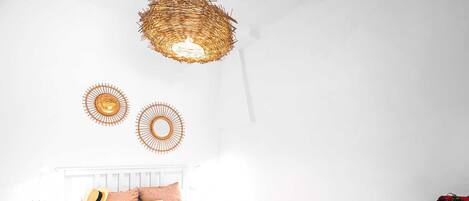 1 غرفة نوم ومكواة/لوح كي وواي فاي مجانًا وملاءات أسرّة