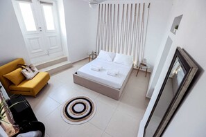 1 bedroom, iron/ironing board, free WiFi, bed sheets - By Whitelist Mykonos (Mykonos)