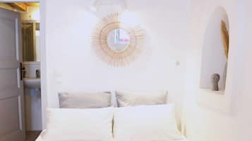 1 chambre, fer et planche Ă repasser, Wi-Fi gratuit, draps fournis