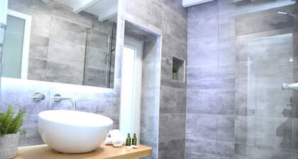 By Whitelist Mykonos