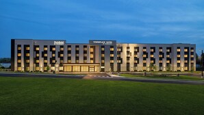 A modern hotel building with a sign reading "Fairfield by Marriott Towneplace Suites." - Towneplace Suites By Marriott Lancaster, PA (Lancaster)