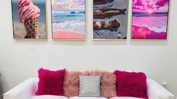 TV connectée, chaßne hi-fi, écrans d'ordinateur