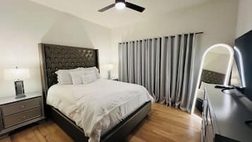 1 bedroom, desk, iron/ironing board, free WiFi