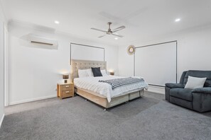 2 habitaciones, tabla de planchar con plancha y wifi gratis 