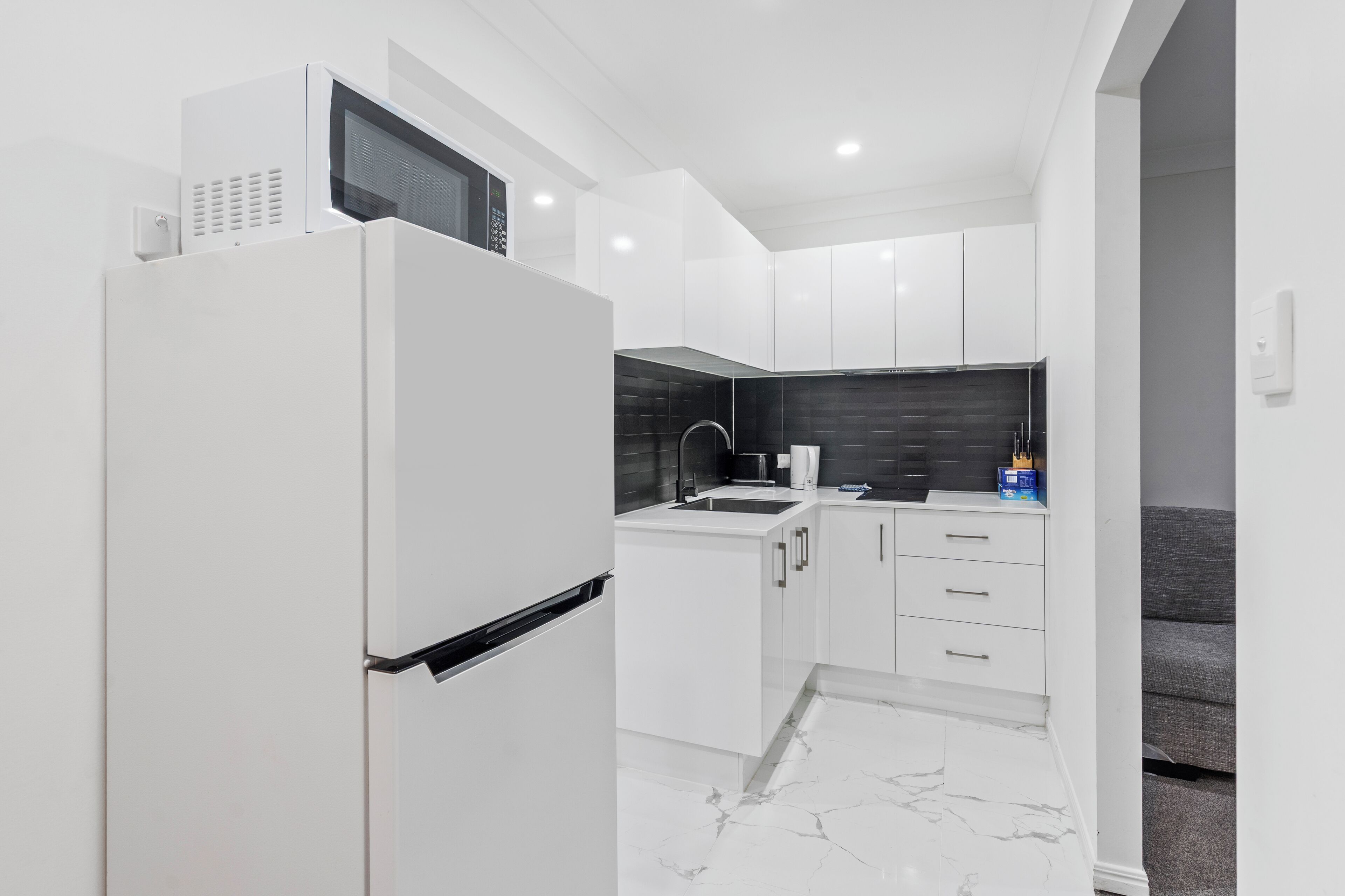 Fridge, microwave, stovetop, electric kettle