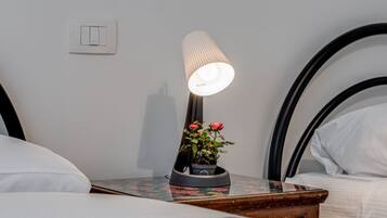 2 Schlafzimmer, Schreibtisch, Bügeleisen/Bügelbrett, WLAN