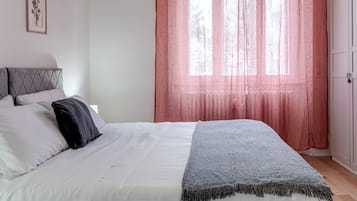 2 camere, una scrivania, ferro/asse da stiro, Wi-Fi